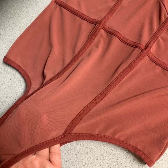 Bodysuit - Picture 3 of 7